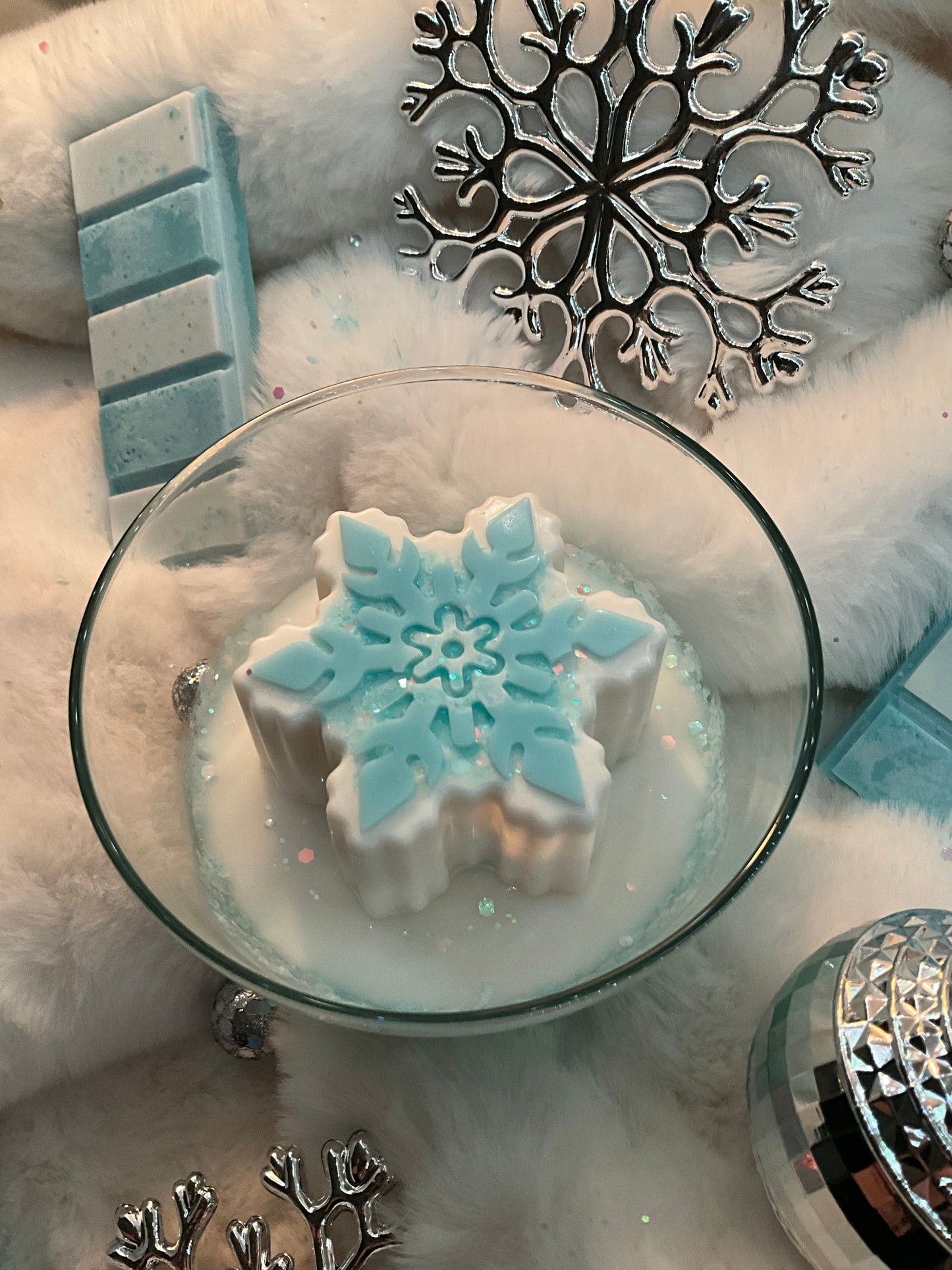 Wick-less soy candle (Frozen) 16oz