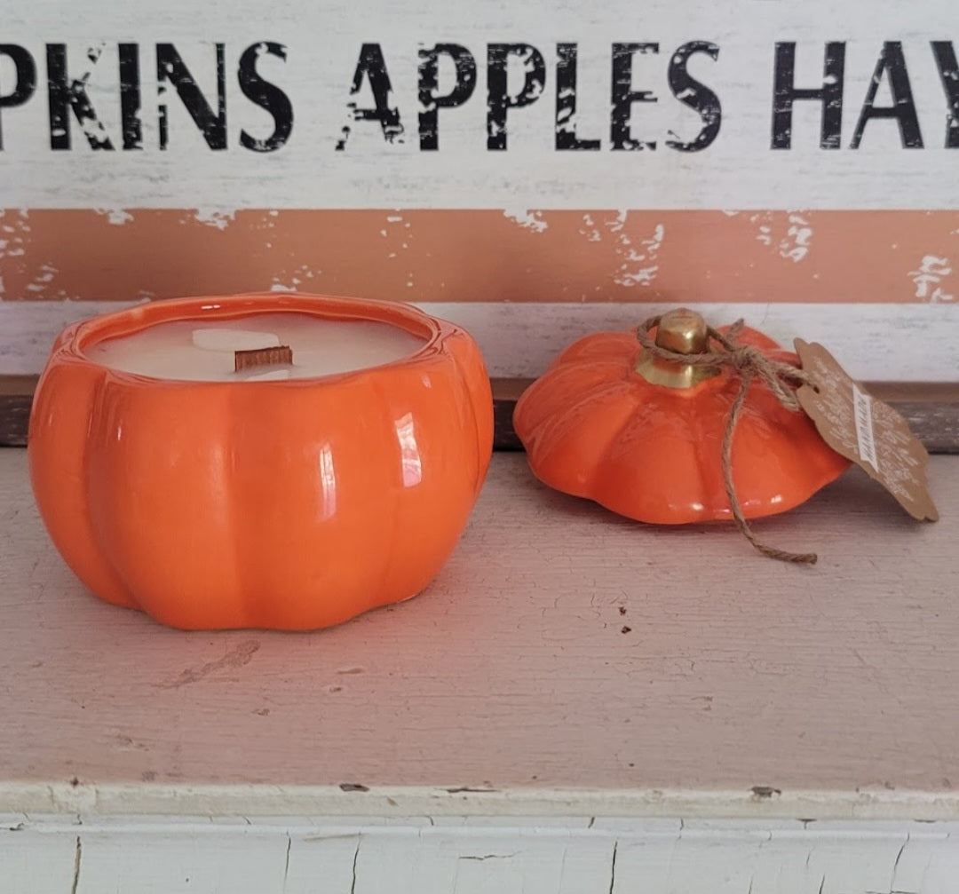 8 oz Small Ceramic Pumpkin Wood Wick Candle